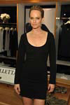 2009 11 19 - Launch of Amber Valletta for Monrow at Ron Herman Melrose in Los Angeles (2009)