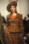 Oscar de La Renta (-1992) Oscar de La Renta (-1992)