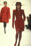 Oscar de La Renta (-1992) Oscar de La Renta (-1992)