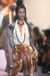 Chloe (-1993) Chloe (-1993)