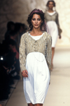 Chloe (-1994) Chloe (-1994)