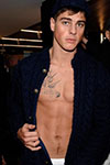 2006 - D&G FW backstage (2006)