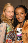 2005 - Mickael Kors Fall backstage (2005) 2005 - Mickael Kors Fall backstage (2005)