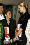 2006 04 03 - Fashion For Development (2006) 2006 04 03 - Fashion For Development (2006)