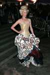 2004 04 26 - Met Gala - Dangerous Liaisons -Fashion and Furniture in the 18th Century (2004)