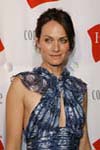 2007 04 18 - Hanes Comfortique Pops Up on Melrose Place in Los Angeles (2007)