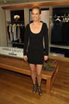 2009 11 19 - Launch of Amber Valletta for Monrow at Ron Herman Melrose in Los Angeles (2009)