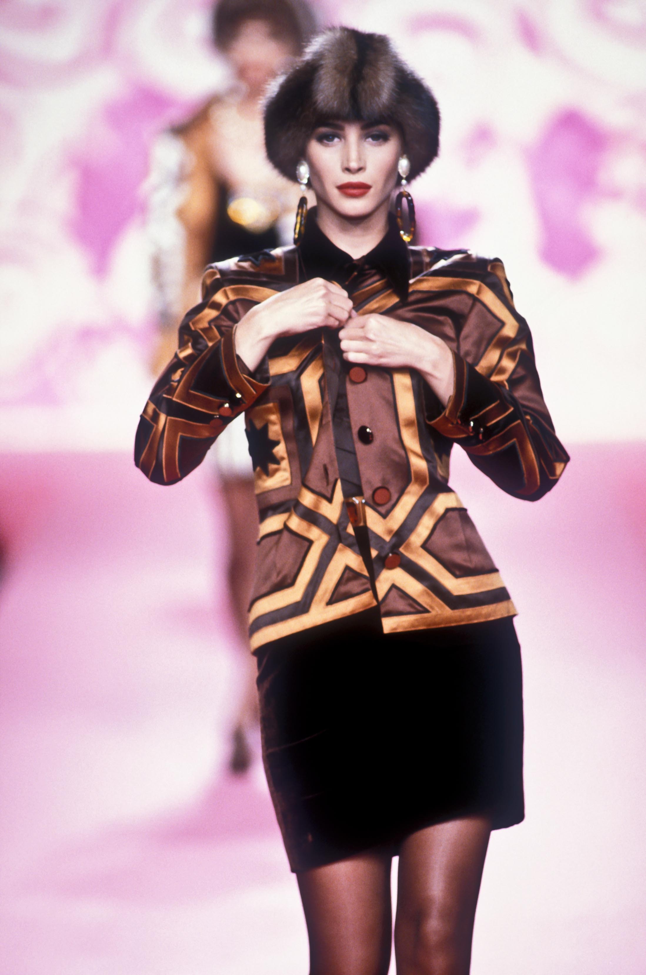 Valentino (-1991) Valentino (-1991)