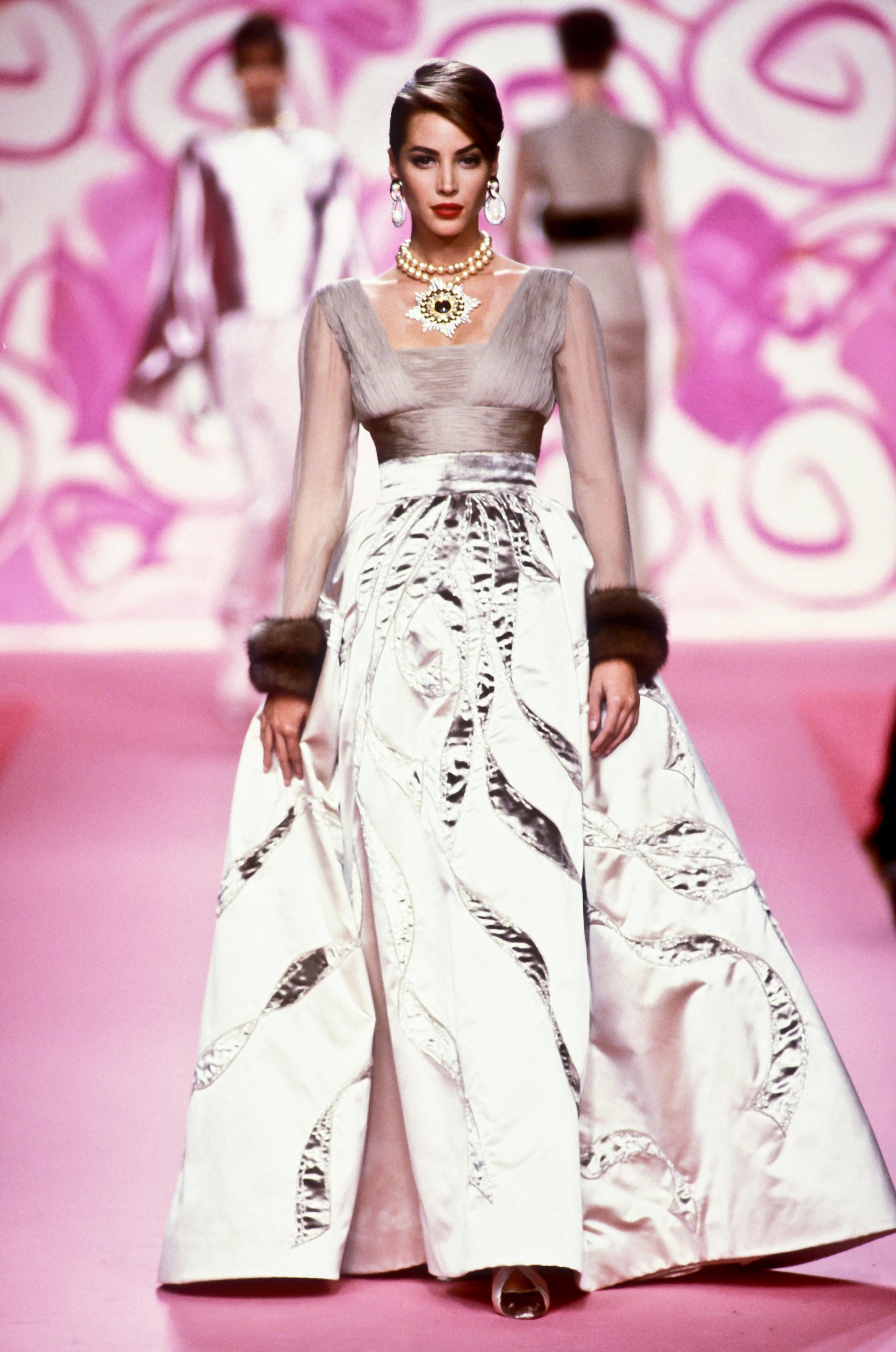 Valentino (-1991) Valentino (-1991)
