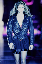 Versace (-1991)