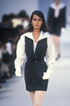 Chloe (-1990)