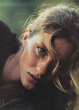 Elle (Quebec-August 2000)