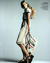 Vogue (Korea-August 2006)