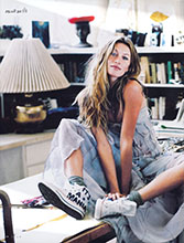 Elle (Middle-East-June 2009)