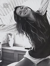 Elle (Italy-February 2009)