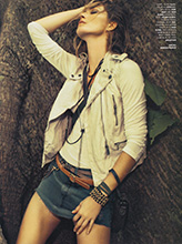 Vogue (Brazil-July 2011)