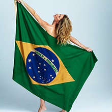 Elle (Brazil-July 2014)