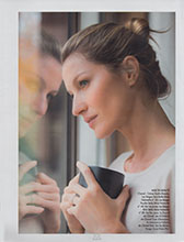 Elle (France-19 December 2015)