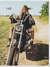 Elle (Greece-November 2022)