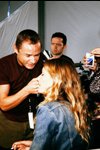 2000 - Oscar de La Renta SS 2001 backstage (2000)
