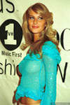 2000 10 20 - VH1 Vogue Fashion Awards at Madison Square Garden in New York City (2000)