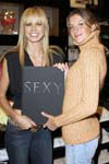2003 02 12 - Victoria's Secret Supermodels Share Their Valentine's Day Shopping Tips (2003)