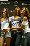 2004 11 09 - In Miami with Victoria's Angels across America (2004) 2004 11 09 - In Miami with Victoria's Angels across America (2004)
