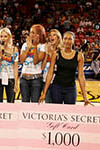 2004 11 09 - In Miami with Victoria's Angels across America (2004) 2004 11 09 - In Miami with Victoria's Angels across America (2004)