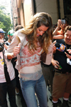 2004 06 17 Interview after leaving Regis Kelly Show (2004) 2004 06 17 Interview after leaving Regis Kelly Show (2004)