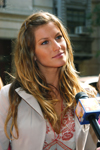 2004 06 17 Interview after leaving Regis Kelly Show (2004) 2004 06 17 Interview after leaving Regis Kelly Show (2004)