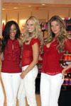 2006 11 15 - Victoria's Secret - Boutique promotion in Hollywood (2006) 2006 11 15 - Victoria's Secret - Boutique promotion in Hollywood (2006)
