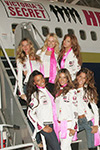 2006 11 14 - Victoria's Secret models landing at Stewart International Airport before boarding for L (2006) 2006 11 14 - Victoria's Secret models landing at Stewart International Airport before boarding for L (2006)