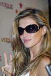 2008 03 27 - Vogue Eyewear launch in Ibiza, Spain (2008) 2008 03 27 - Vogue Eyewear launch in Ibiza, Spain (2008)
