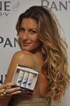 2010 08 12 - Pantene Ampola Pro-V launch in Sao Paulo, Brazil (2010)