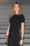 2015 05 04 - Chanel Cruise Show In Seoul, Korea (2015) 2015 05 04 - Chanel Cruise Show In Seoul, Korea (2015)