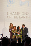 2015 09 28 - UNEP Champions Of The Earth Awards In NYC (2015) 2015 09 28 - UNEP Champions Of The Earth Awards In NYC (2015)
