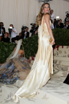 2018 05 07 - Met Gala - Heavenly bodies (Part III) (2018) 2018 05 07 - Met Gala - Heavenly bodies (Part III) (2018)