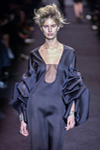 Yves St Laurent (-2002)