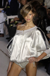 Stella McCartney (-2003)