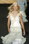 Anna Sui (-2005)