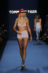 Tommy Hilfiger (-2005)
