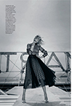 Elle (Italy-2019)