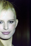 2003 - Zac Posen FW backstage (2003) 2003 - Zac Posen FW backstage (2003)
