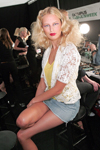 2004 - Carlos Miele SS backstage (2004) 2004 - Carlos Miele SS backstage (2004)
