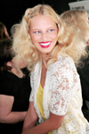 2004 - Carlos Miele SS backstage (2004) 2004 - Carlos Miele SS backstage (2004)