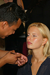 2004 09 09 - Carolina Herrera SS 2005 backstage (2004) 2004 09 09 - Carolina Herrera SS 2005 backstage (2004)