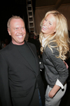 2004 - Michael Kors FW backstage (2004) 2004 - Michael Kors FW backstage (2004)
