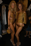 2004 - Michael Kors Spring 2005 backstage (2004) 2004 - Michael Kors Spring 2005 backstage (2004)