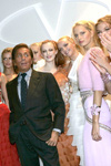 2004 - Valentino SS backstage (2004) 2004 - Valentino SS backstage (2004)