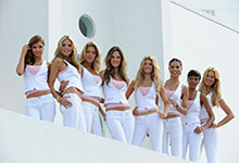 2008 11 14 - Victoria's Secret Angels on the balcony of the legendary Fontainebleau Resort in Miami (2008) 2008 11 14 - Victoria's Secret Angels on the balcony of the legendary Fontainebleau Resort in Miami (2008)
